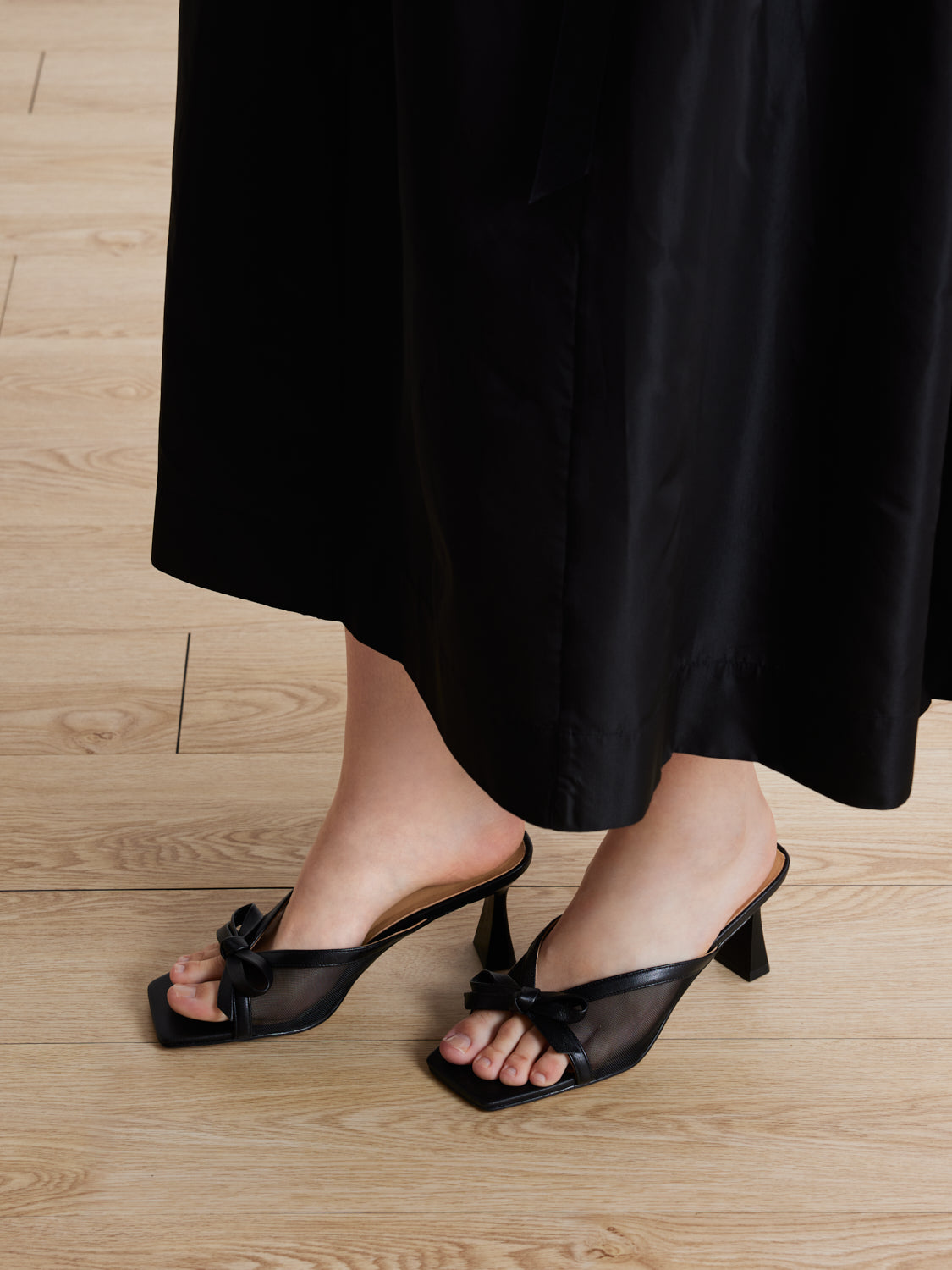 PAZZION, Uira Mesh Bow Mule Heels, Black