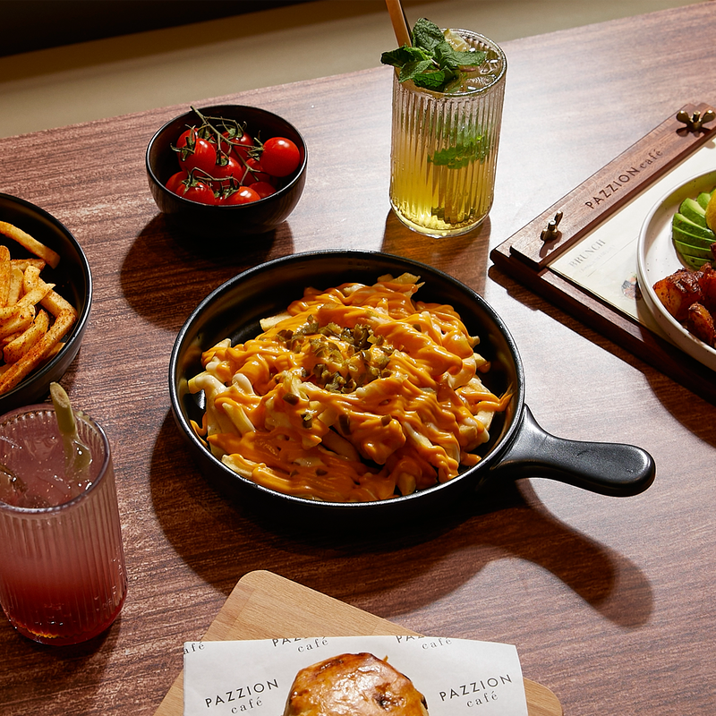 SIZZLING SUMMER SENSATIONS