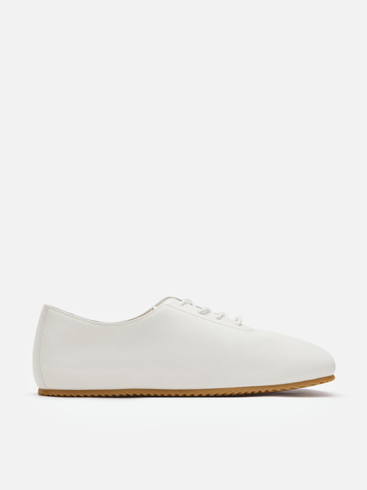 PAZZION, Arden Classic Lace-Up Flats, White