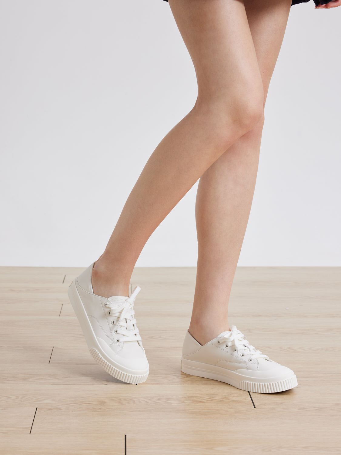 PAZZION, Binx Two-Way Leather Sneakers, Beige