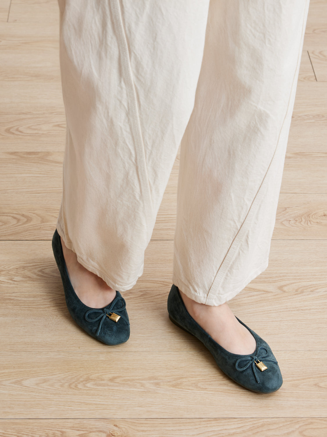 PAZZION, Daria Accented Suede Bow Flats, Green