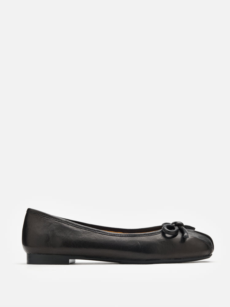 PAZZION, Janae Sculpted Bow Knot Flats, Black