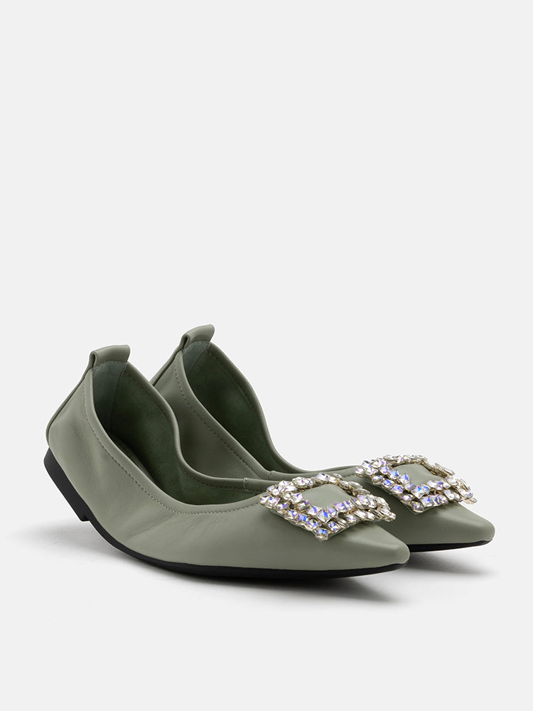 White on sale foldable flats