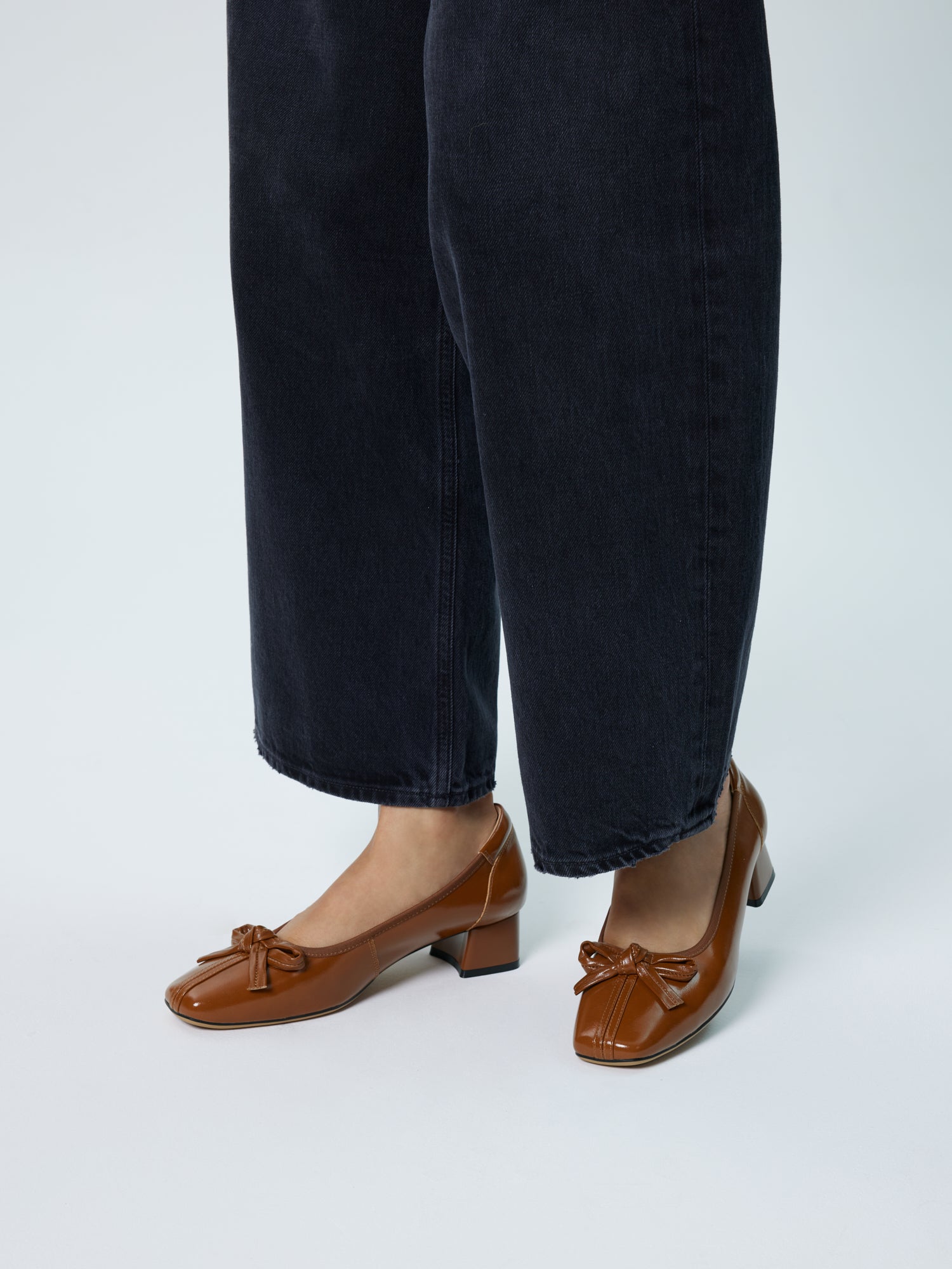 PAZZION, Silvianne Bow-Tied Leather Heels, Brown