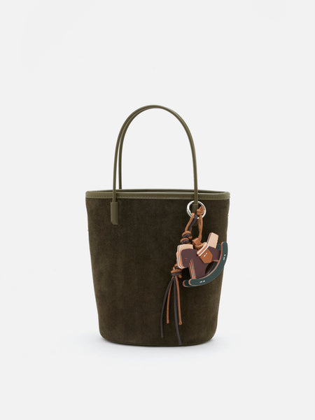 BUCKET BAG／brown × moss green チャーム Stormy H Garden Suede Bucket Bag