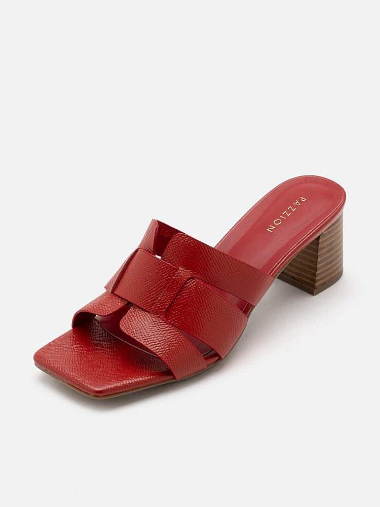 Red slide 2025 on heels