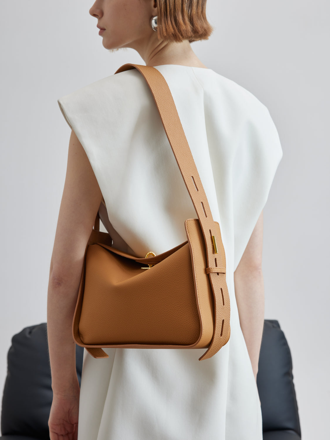PAZZION, Yelivienne Twist Lock Leather Shoulder Bag, Camel